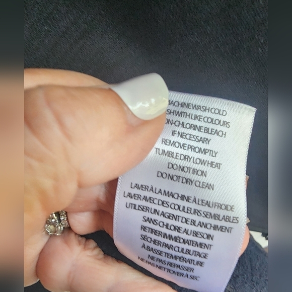 Cloudveil ladies hooded active wear zipup jacket Black ladies Medium - Picture 12 of 12